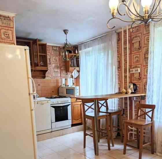 3-комн. квартира, 56.3 м2, 1/5 эт. Москва