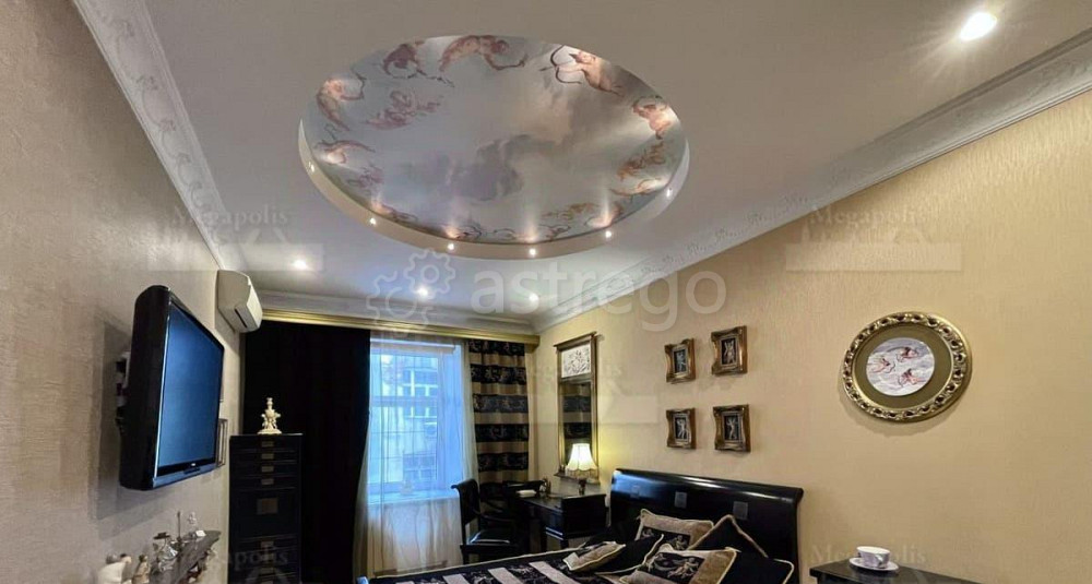 4-комн. квартира, 105 м2, 5/6 эт. Санкт-Петербург - изображение 1