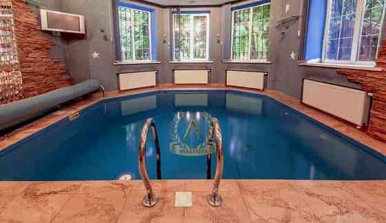 Дом, 380 м2 Москва