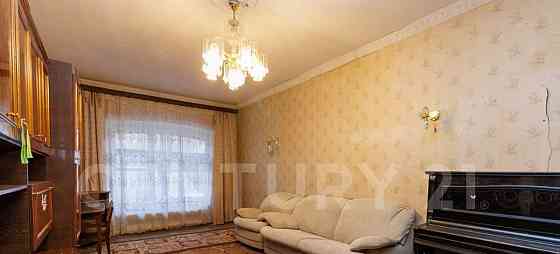 4-комн. квартира, 104 м2, 1/3 эт. Санкт-Петербург