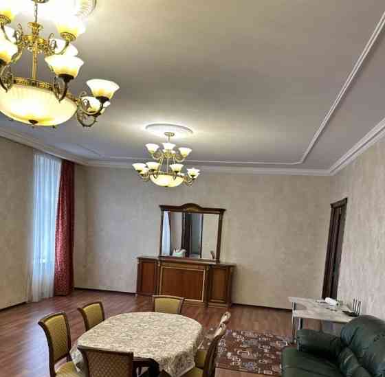 3-комн. квартира, 160 м2, 3/4 эт. Санкт-Петербург