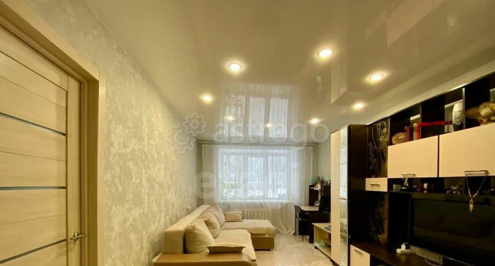 3-комн. квартира, 61.8 м2, 1/5 эт. Коряжма - изображение 1