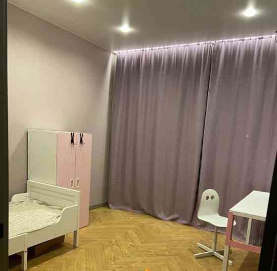 3-комн. квартира, 90 м2, 3/18 эт. Москва