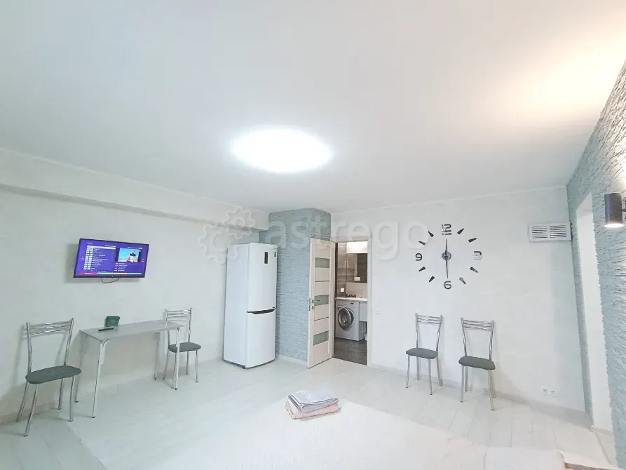 Сдам студию, 33 м2, 6/8 эт., Посуточно Севастополь - изображение 5