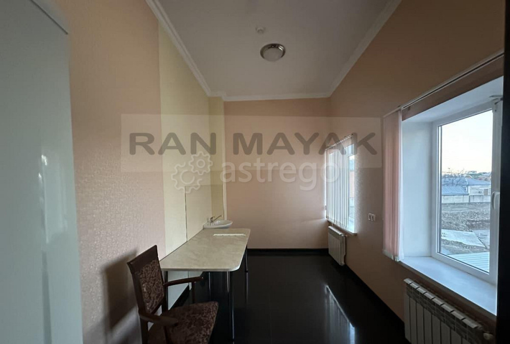 Торговое помещение, 548.1 м Майкоп - изображение 2