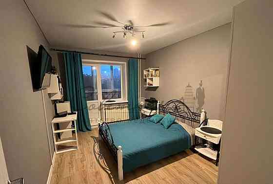 2-комн. квартира, 65 м2, 1/9 эт. Старый Оскол