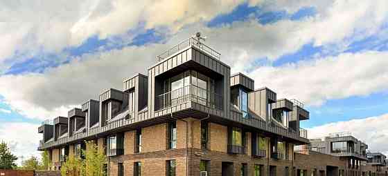 3-комн. квартира, 102.2 м2, 2/3 эт. Санкт-Петербург