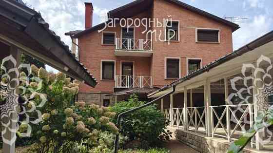 Коттедж, 393 м2 Москва