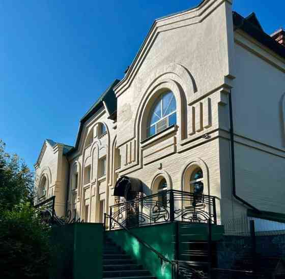 Коттедж, 1200 м2, 38 соток, 3 эт. Красноярск