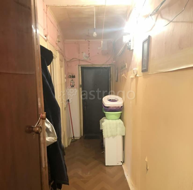 Комната, 10 м2, 2/5 эт. Москва - изображение 1