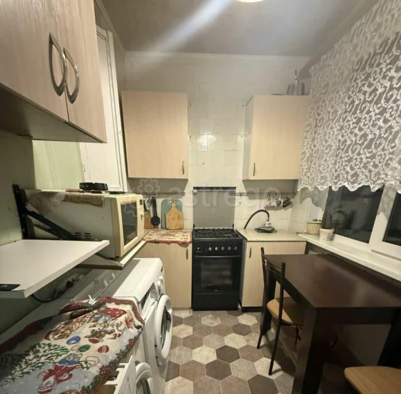 Комната, 22.4 м2, 5/5 эт. Санкт-Петербург - изображение 1