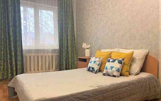 Посуточно, 2-комн. квартира, 45 м2, 1/5 эт. Барнаул