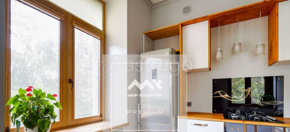 4-комн. квартира, 98 м2, 2/5 эт. Санкт-Петербург - изображение 1