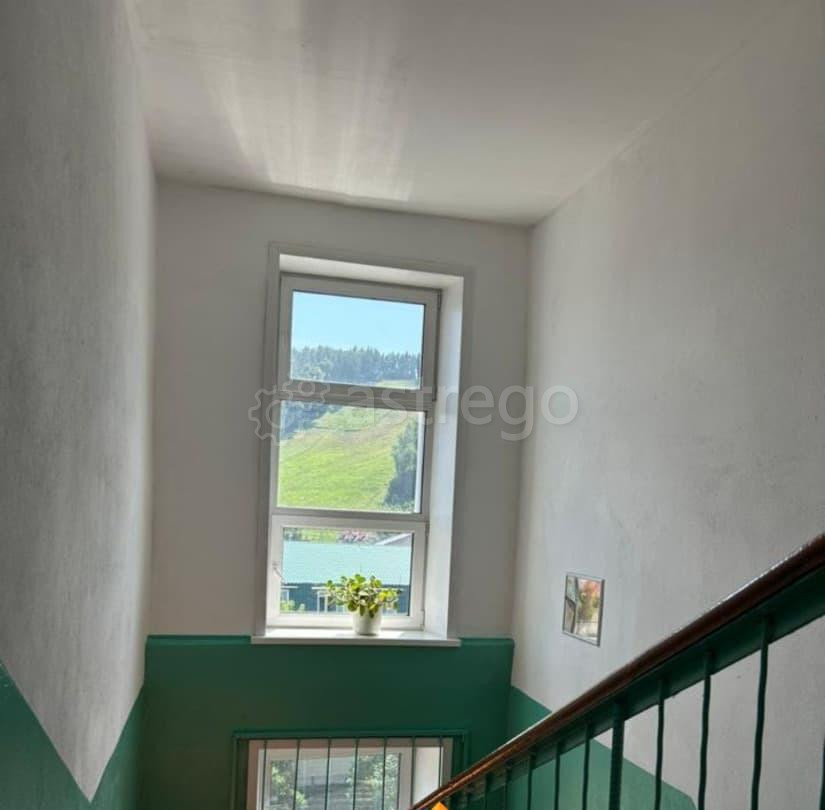 3-комн. квартира, 54 м2, 5/5 эт. Горно-Алтайск - изображение 2