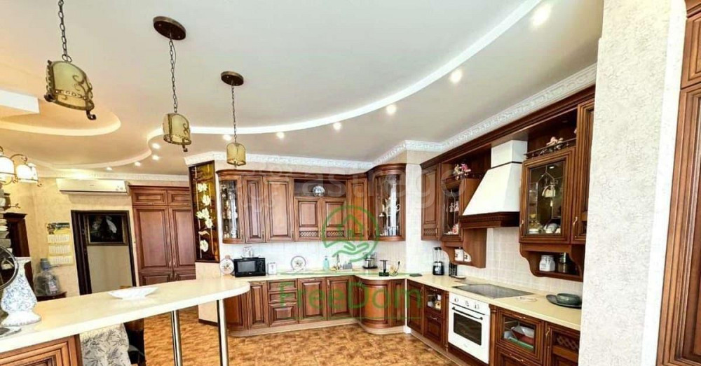 4-комн. квартира, 217 м2, 5/17 эт. Белгород - изображение 1