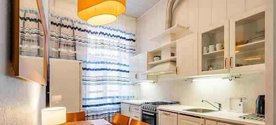 3-комн. квартира, 70 м2, 2/5 эт. Санкт-Петербург