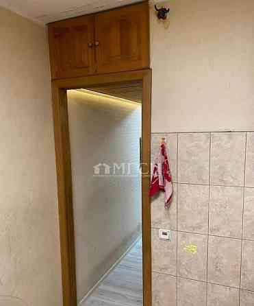 2-комн. квартира, 37 м2, 3/9 эт. Москва