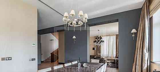 5-комн. квартира, 380 м2, 2/7 эт. Москва
