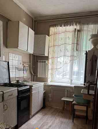 Комната, 30.3 м2, 1/5 эт. Москва