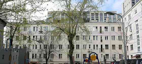 Комната, 24.5 м2, 2/5 эт. Москва