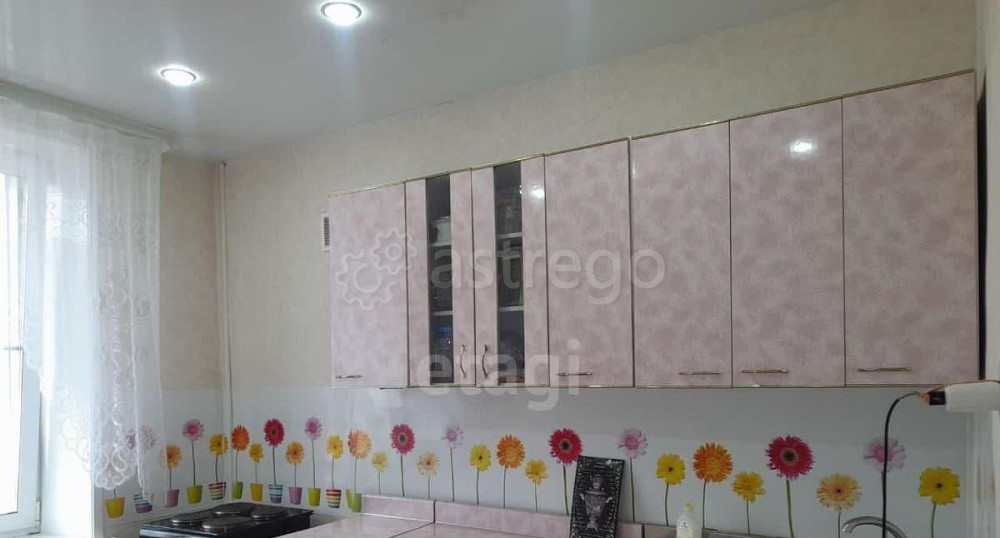 3-комн. квартира, 61.1 м2, 2/2 эт. Белогорск - изображение 4