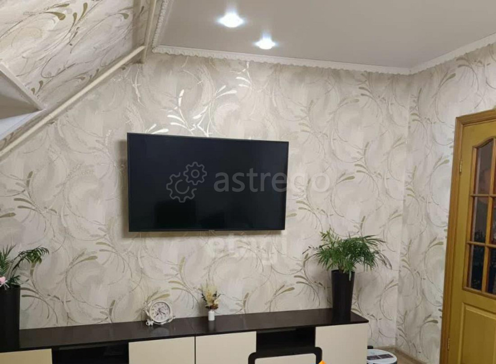 3-комн. квартира, 74 м2, 5/5 эт. Стерлитамак - изображение 1