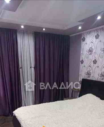 3-комн. квартира, 70.4 м2, 1/5 эт. Бийск