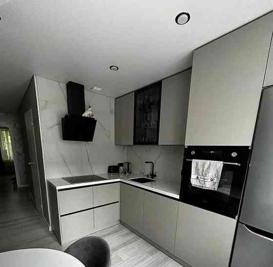 4-комн. квартира, 76 м2, 1/9 эт. Красноярск