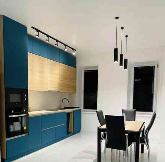 Коттедж, 320 м2, 12 соток, 3 эт. Емельяново