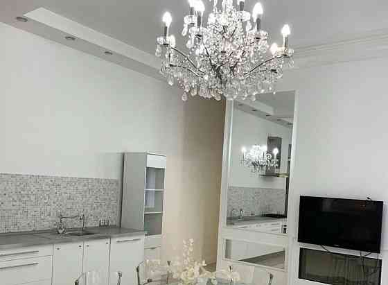 3-комн. квартира, 80 м2, 3/7 эт. Москва