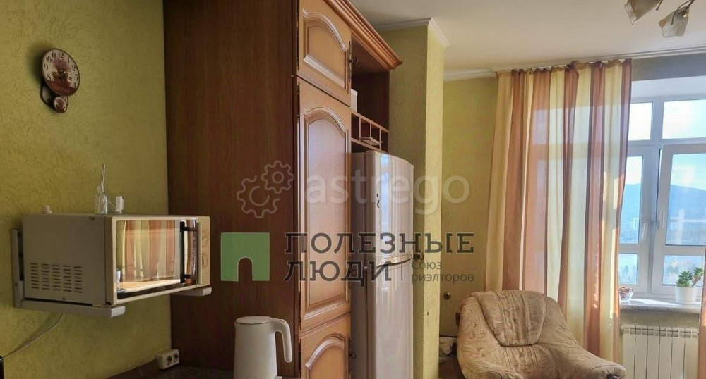 3-комн. квартира, 140 м2, 8/9 эт. Красноярск - изображение 1