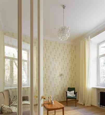 2-комн. квартира, 75 м2, 1/5 эт. Москва