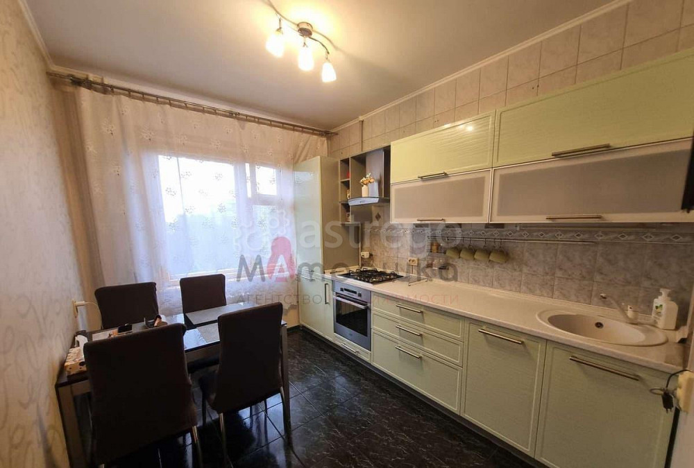 4-комн. квартира, 71 м2, 5/9 эт. Белгород - изображение 1