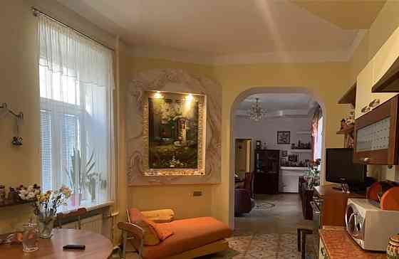 4-комн. квартира, 146.5 м2, 3/5 эт. Санкт-Петербург