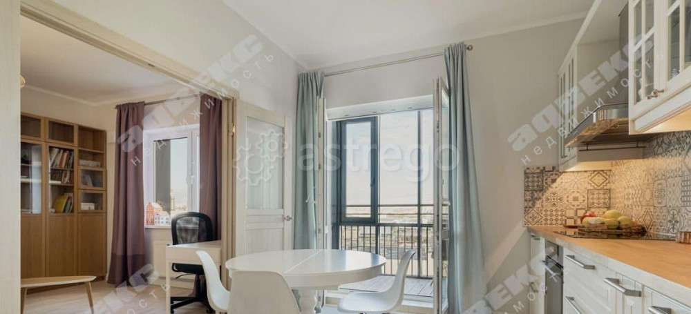 3-комн. квартира, 91 м2, 10/13 эт. Санкт-Петербург - изображение 3