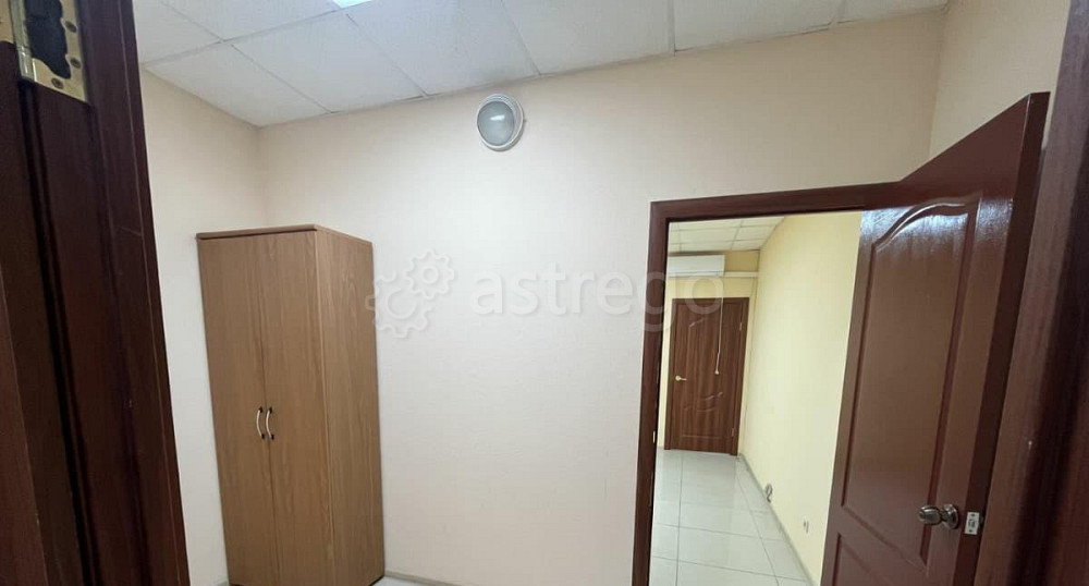 Офис, 18 м2 Астрахань - изображение 1