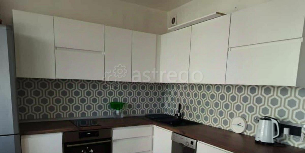 2-комн. квартира, 70 м2, 8/9 эт. Красноярск - изображение 1
