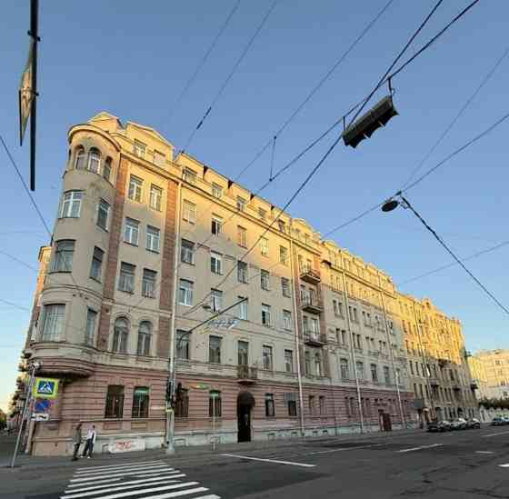 6-комн. квартира, 154.8 м2, 4/6 эт. Санкт-Петербург