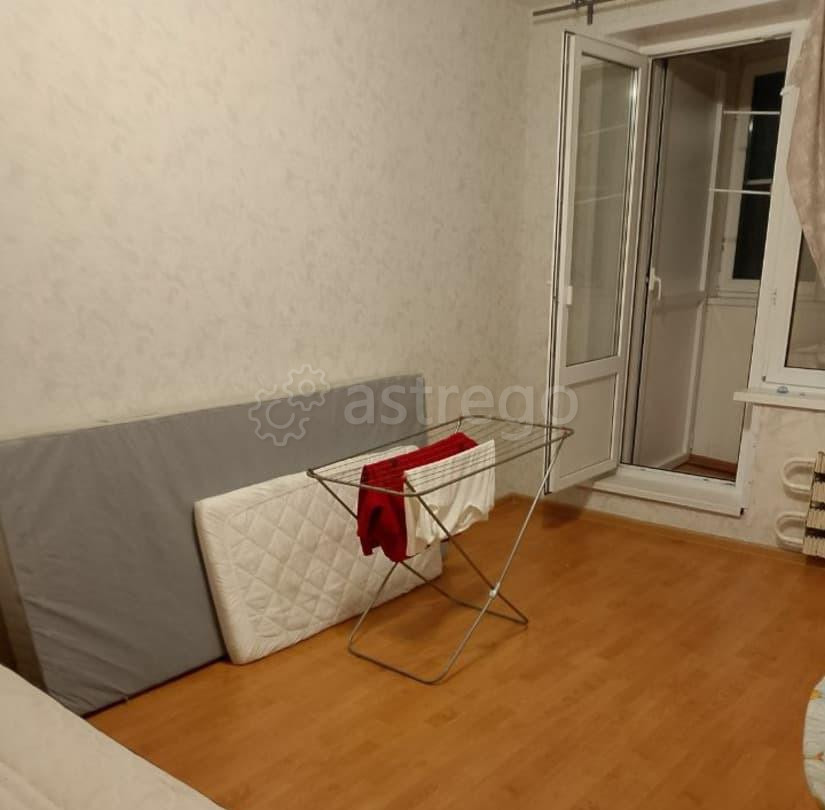 Комната, 14 м2, 1/12 эт. Москва - изображение 2
