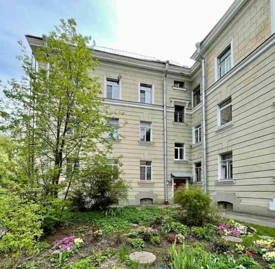 4-комн. квартира, 99.1 м2, 3/3 эт. Санкт-Петербург