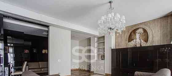 4-комн. квартира, 250 м2, 3/6 эт. Москва
