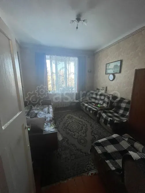 Продам 2-комн. Квартиру, 55.3 м2, 2/5 этаж Магнитогорск - изображение 2