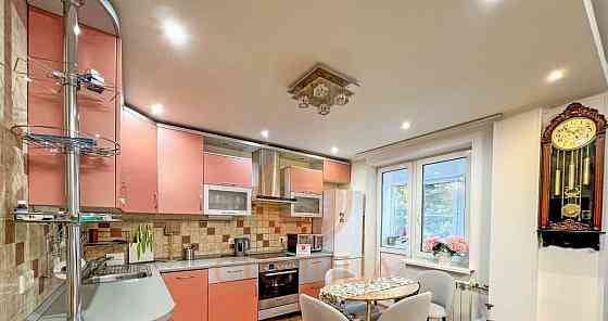 2-комн. квартира, 80 м2, 3/14 эт. Москва
