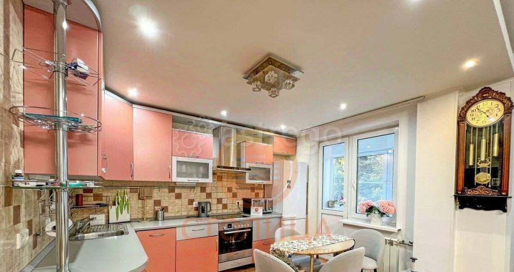 2-комн. квартира, 80 м2, 3/14 эт. Москва - изображение 2