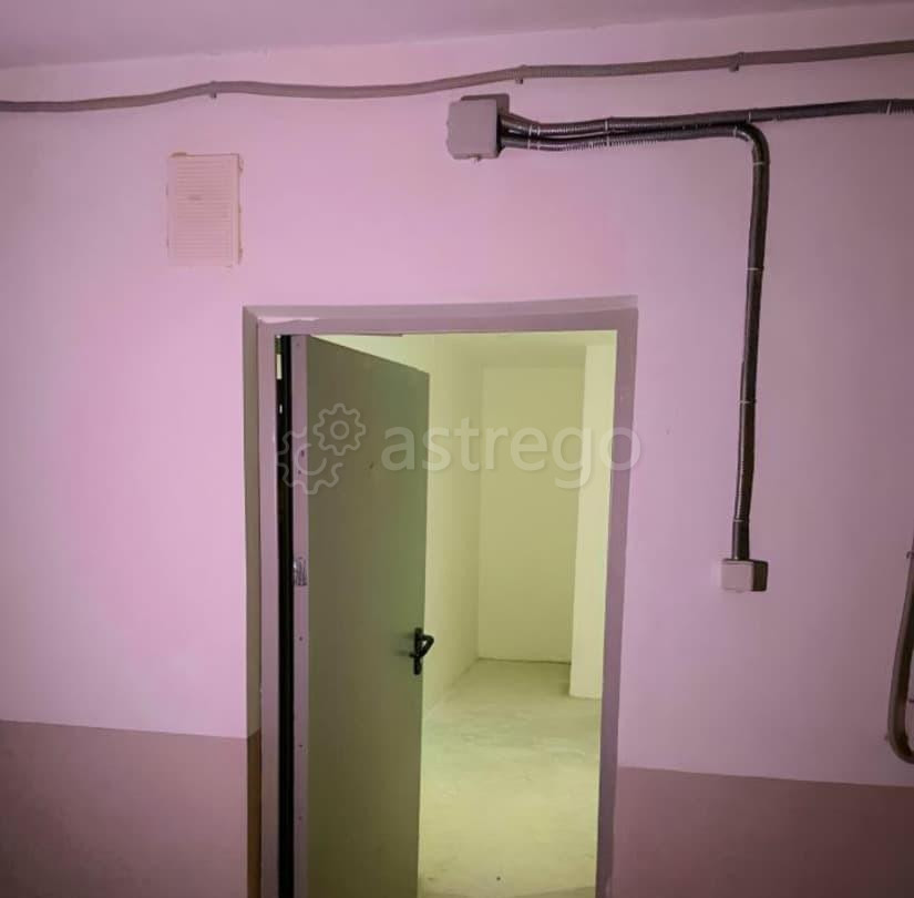 Комната, 10.8 м2, 1/1 эт. Красноярск - изображение 1