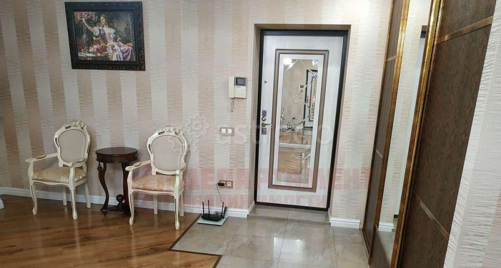 4-комн. квартира, 156 м2, 3/6 эт. Астрахань - изображение 2