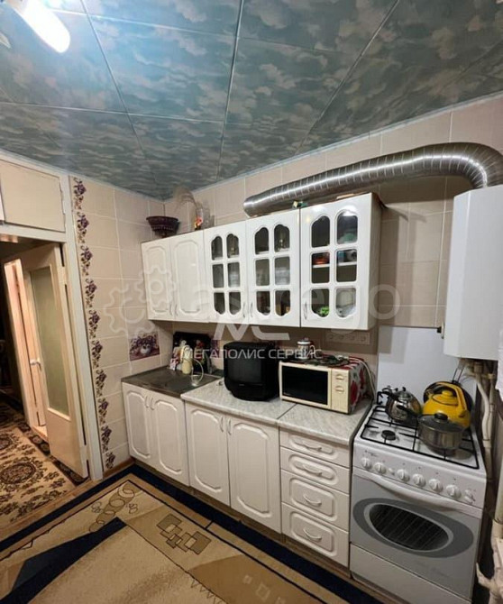2-комн. квартира, 57 м2, 1/5 эт. Астрахань - изображение 1