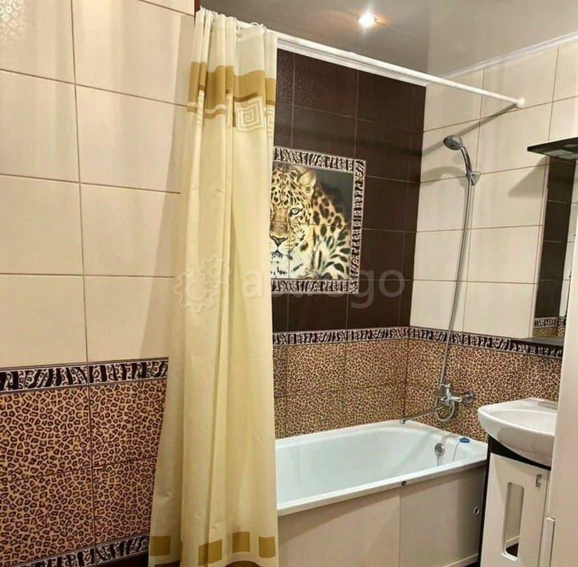 2-комн. квартира, 47 м2, 3/5 эт. Октябрьский - изображение 5