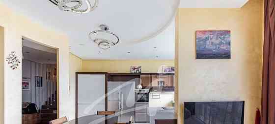 4-комн. квартира, 250 м2, 14/14 эт. Москва