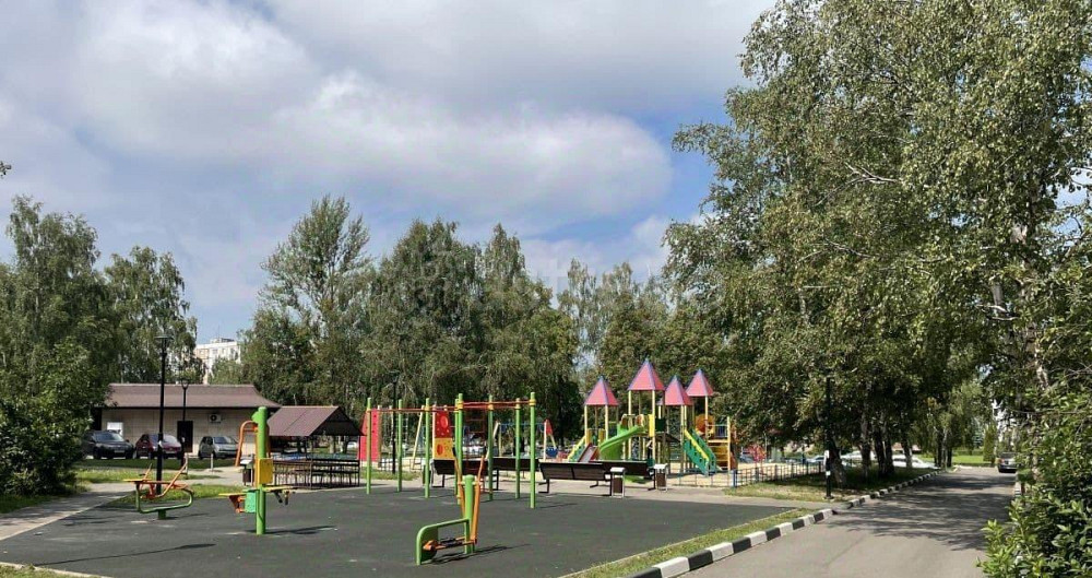 Торговое помещение, 220 м2 Старый Оскол - изображение 3